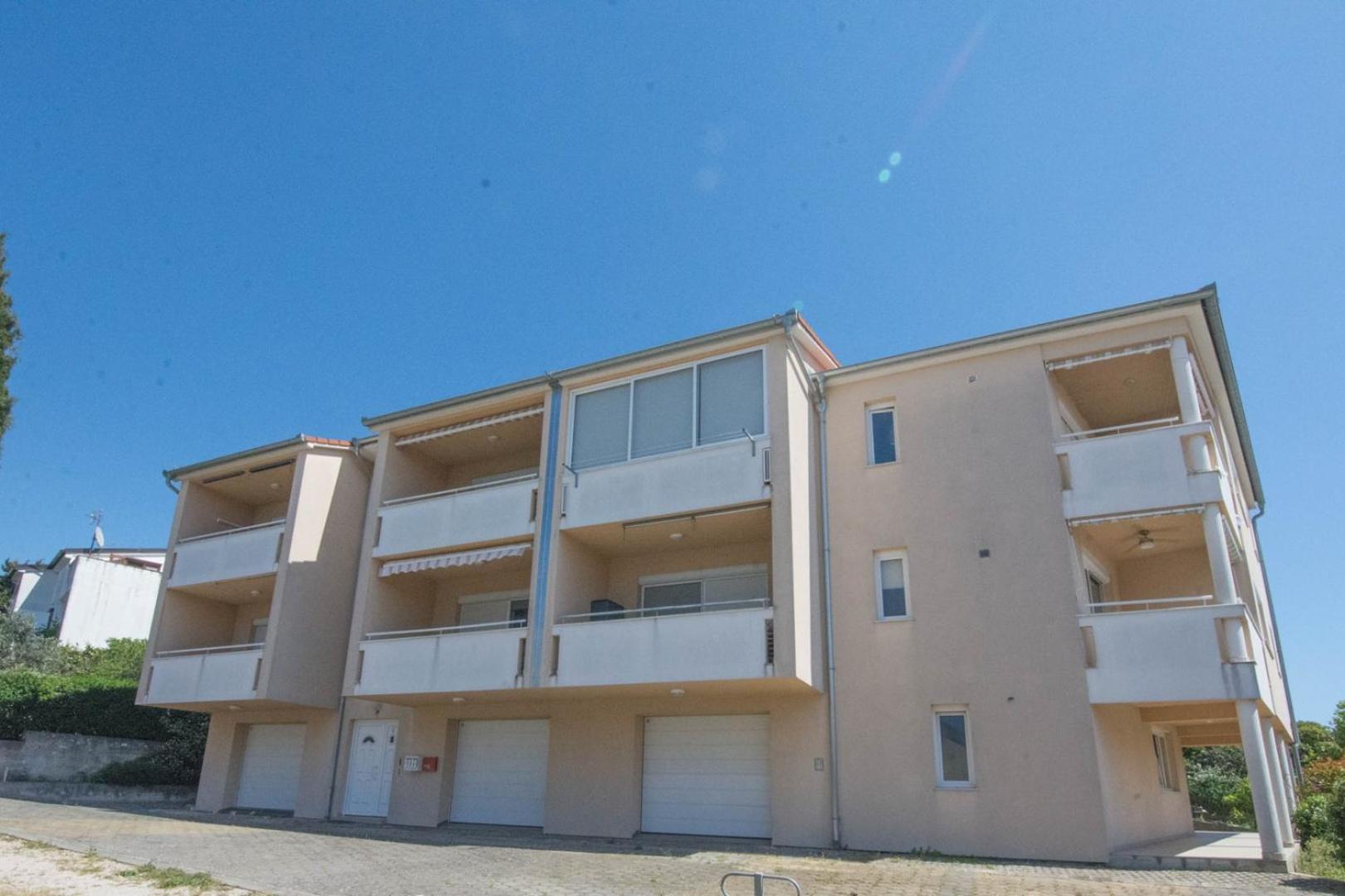 Spacious Apartment On A Great Location -Apartment Kuhta Biograd Na Moru Εξωτερικό φωτογραφία