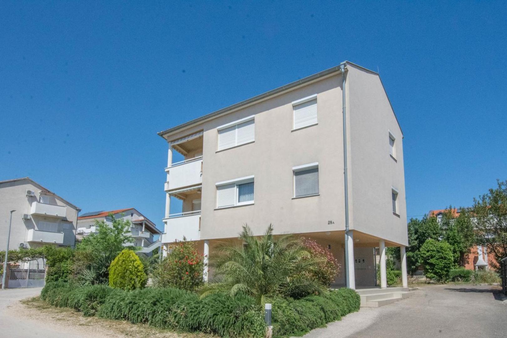 Spacious Apartment On A Great Location -Apartment Kuhta Biograd Na Moru Εξωτερικό φωτογραφία