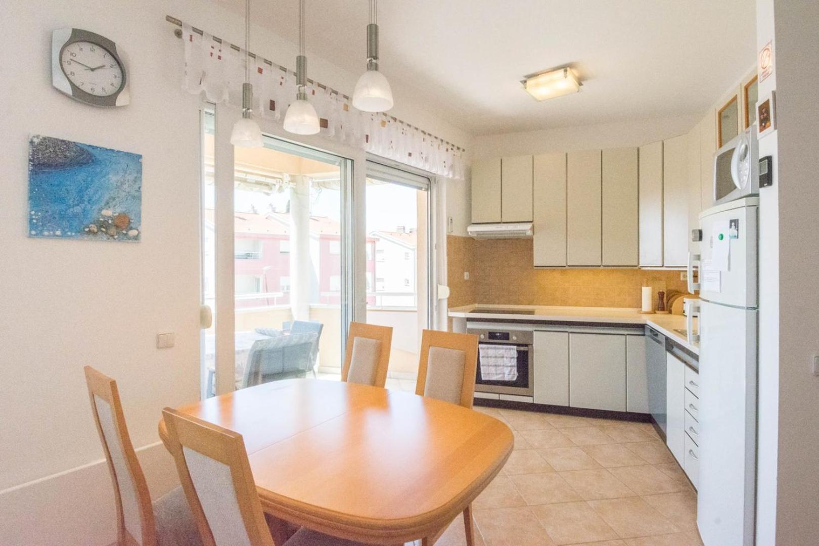 Spacious Apartment On A Great Location -Apartment Kuhta Biograd Na Moru Εξωτερικό φωτογραφία